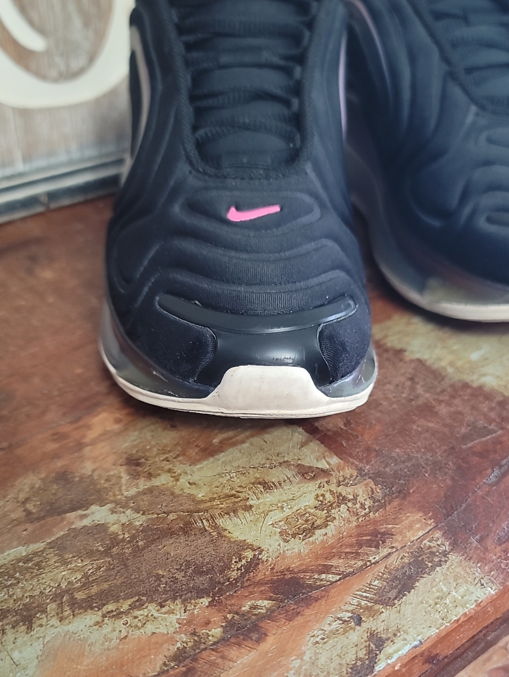 Nike Wmns Air Max 720 'Black Laser Fuchsia' Wmns 6 (Good Cond) Fast Shipping - Picture 14 of 15